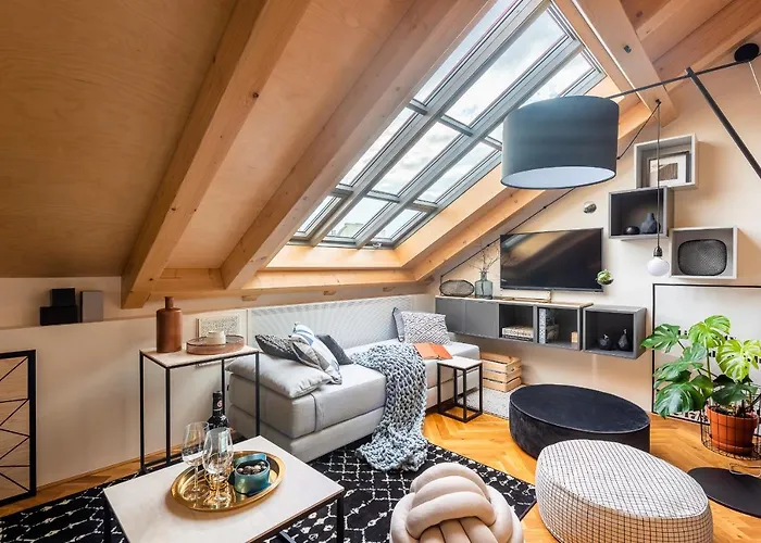 Prague Days - Stunning Loft - Ac - Zizkov Tower